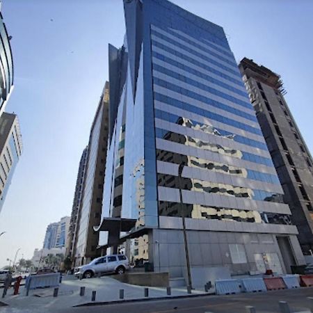 Gloria Hotel & Suites Доха Екстер'єр фото