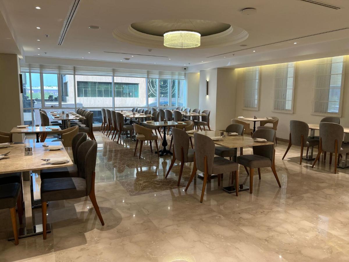 Gloria Hotel & Suites Доха Екстер'єр фото